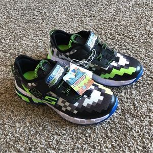 NWT Skechers Mega Craft Velcro Tennis Shoes Size 3